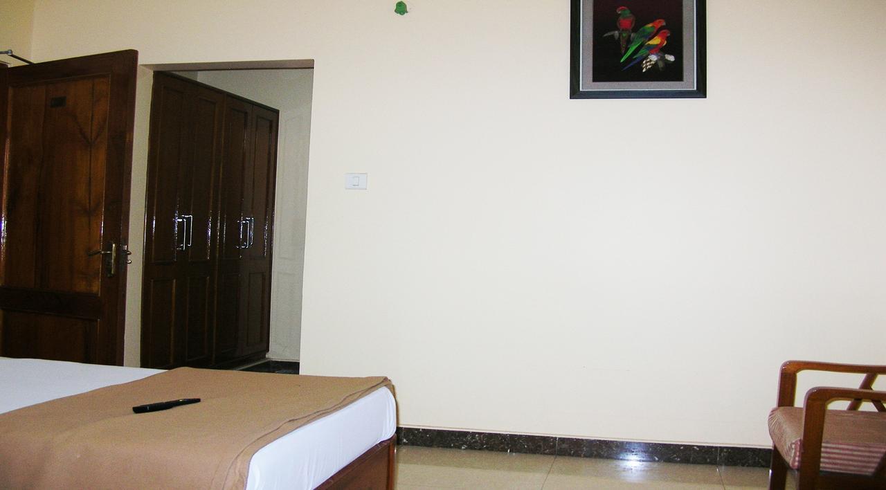 Athidhi Residency Hotel Tirupati Eksteriør billede