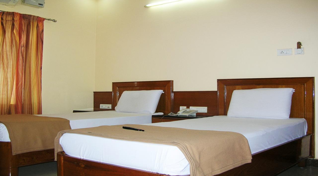 Athidhi Residency Hotel Tirupati Eksteriør billede